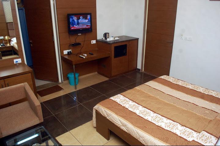 Wonderland Resort Silvassa Room photo